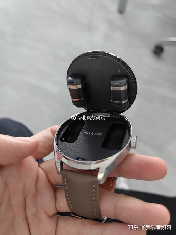 新品未開封！イヤホン内蔵スマートウォッチHUAWEI WATCH Buds 黑