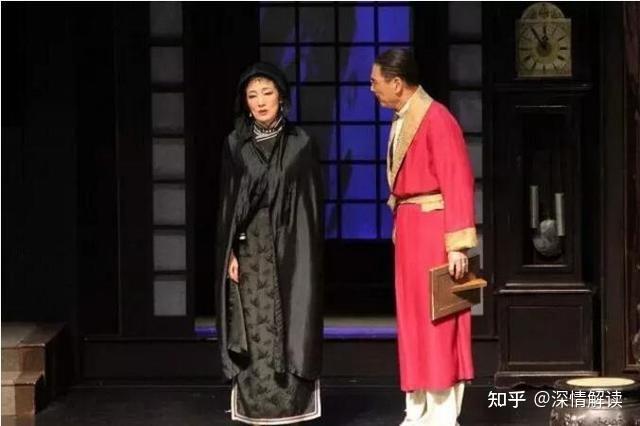 《雷雨》依靠过两个男人的蘩漪,无法精神独立,结局可悲也可叹