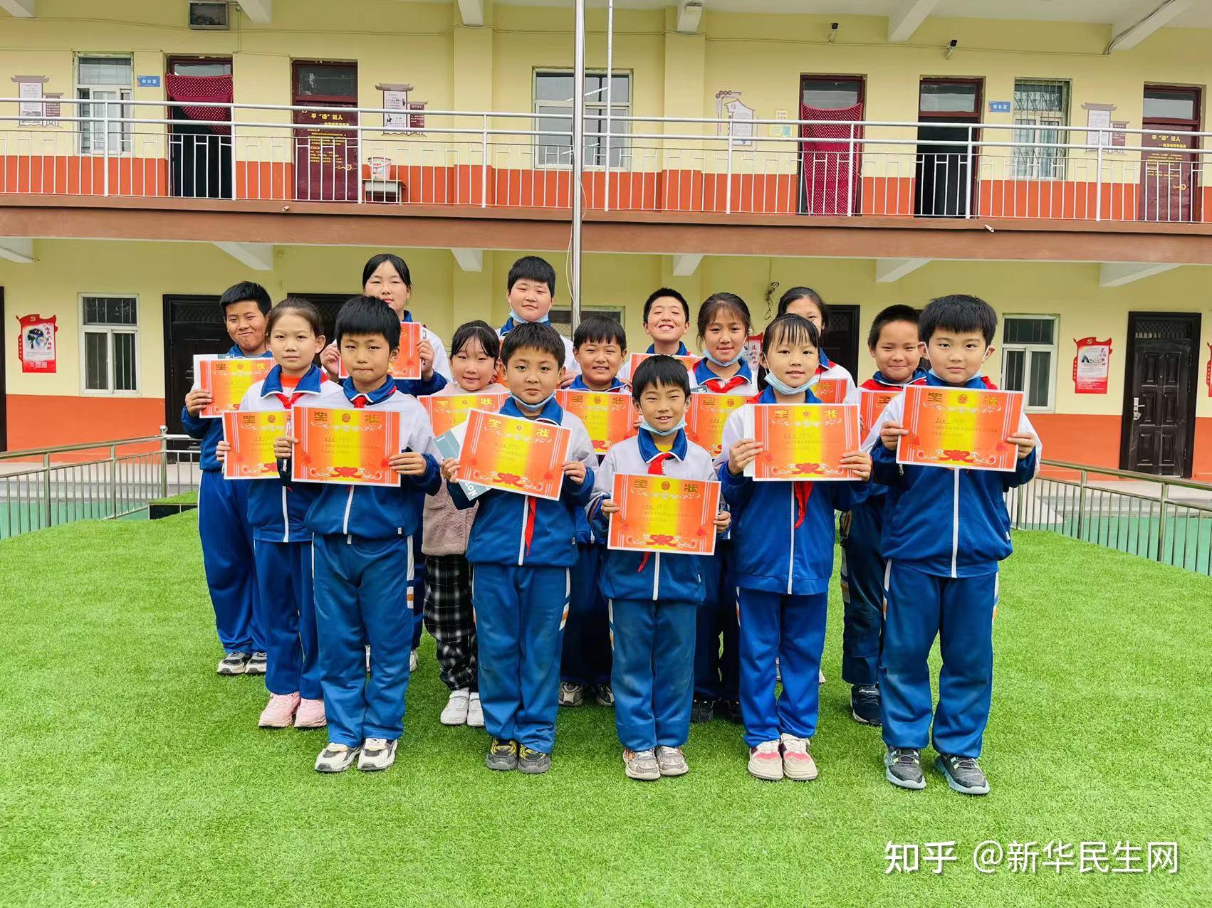 庞村小学图片