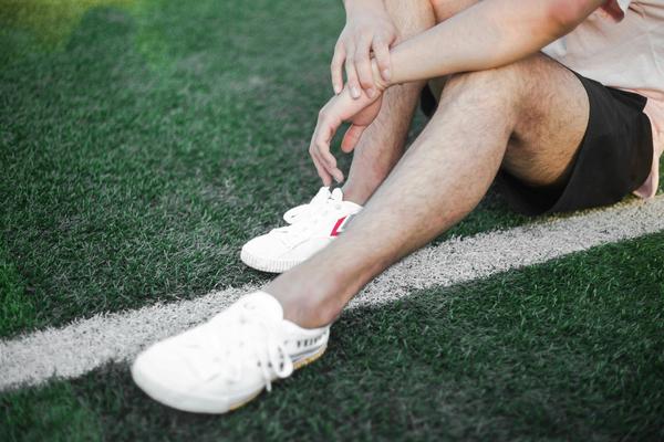 男生腿毛浓密怎么办?