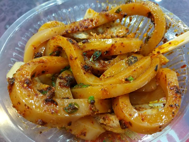 旅行中的第9顿饭天空之镜茶卡盐湖莫家街的甜醅奶茶