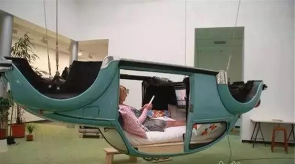 爱车的人 一定很喜欢把房间变成这样吧 知乎