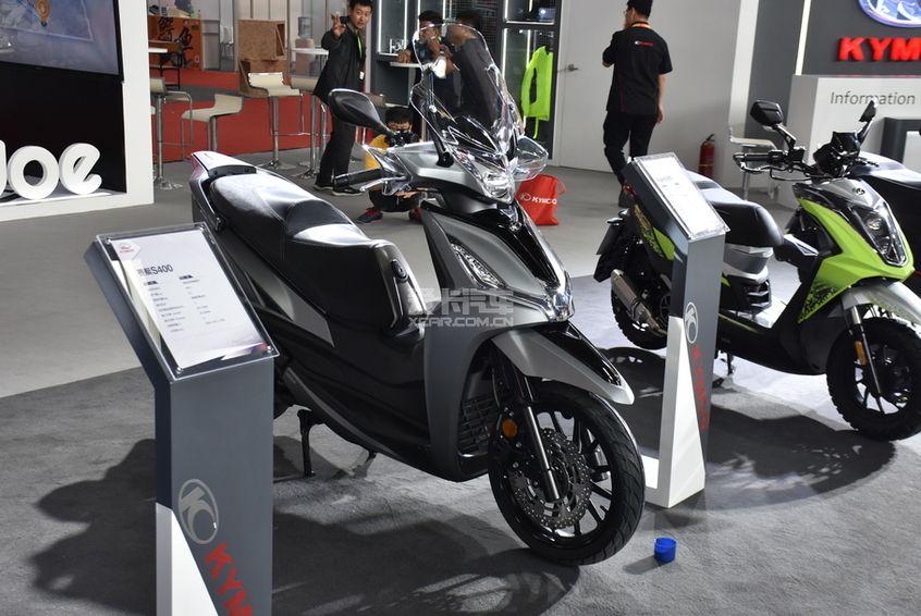 通勤神器速可达北京摩展中的踏板摩托