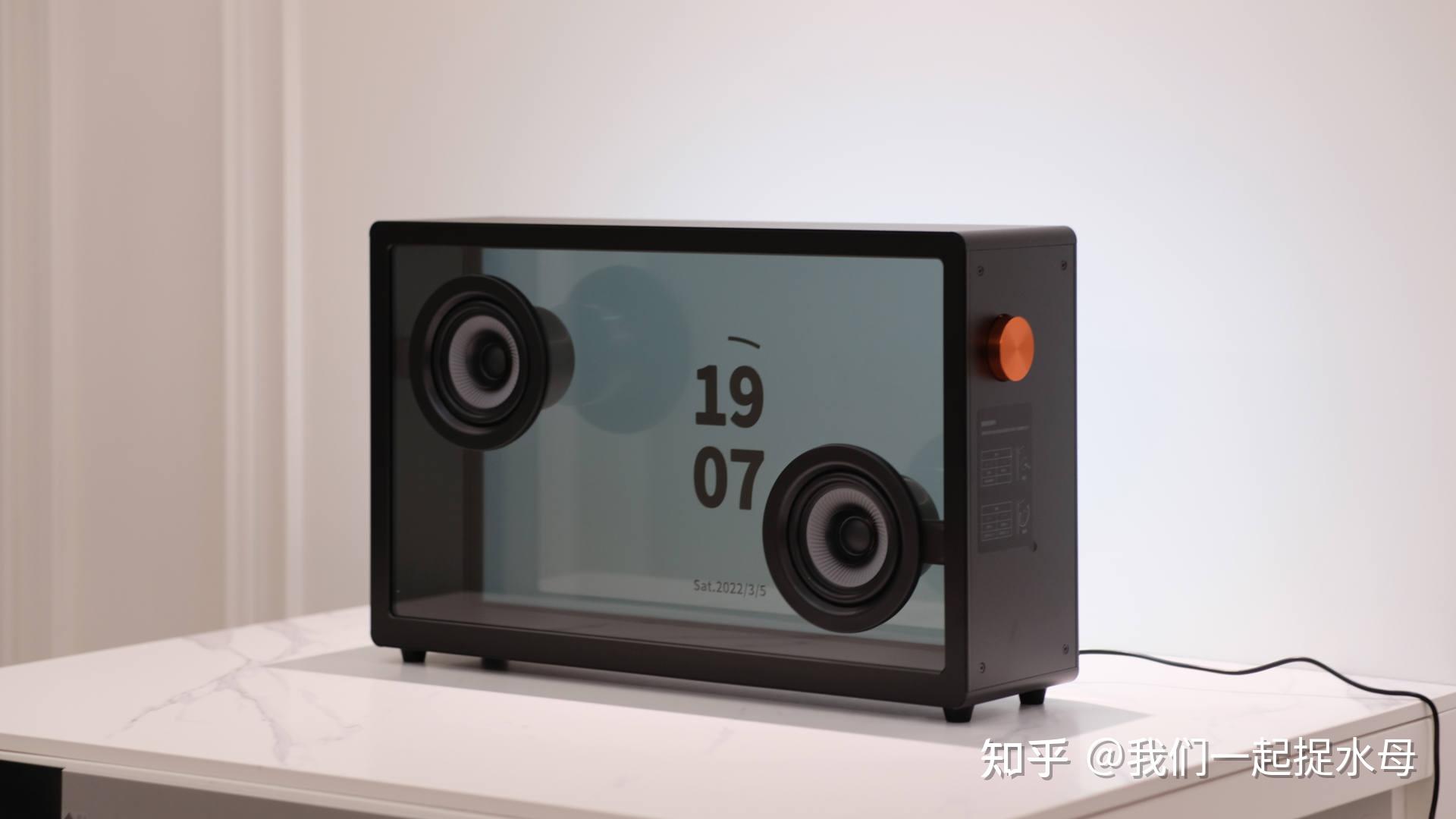 真好看我入手了morrorart悬浮歌词透明蓝牙音箱