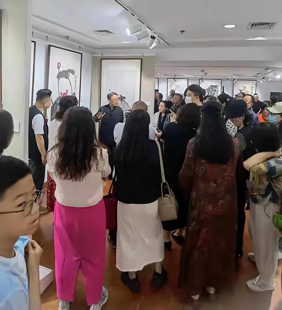 展事 | 施畅春风——吴门七友画展,在荣宝斋美术馆开幕