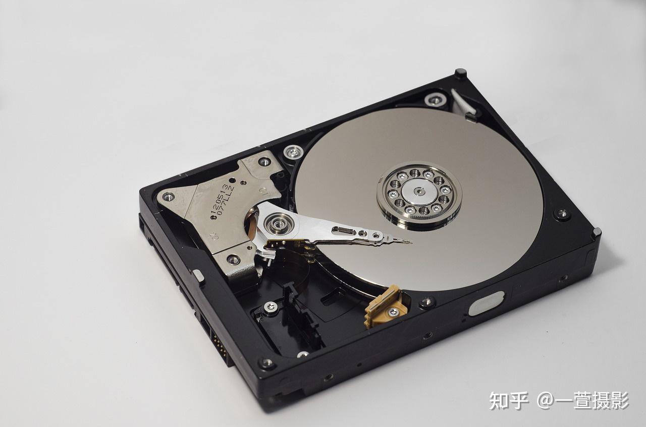 内存和硬盘的单位都是G，两者的功能是什么？谁能用简单通俗的方式来解读一下？  第2张