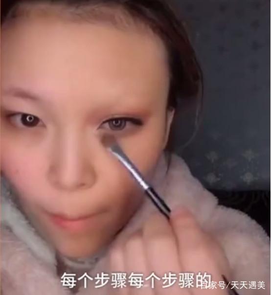 看完王佳雯的仿妆,我才知道,中国的达人太多了,而相比之下,日本的化妆