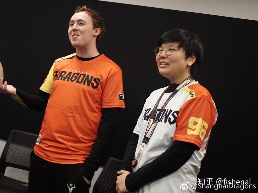 龙之队经历阶段初期的人员阵痛,随着diya的回归终于趋于稳定.