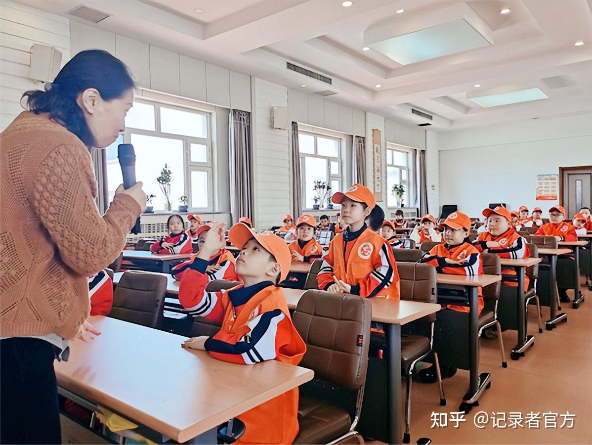 哈尔滨市复华小学龙江志愿小记者志愿者技能培训