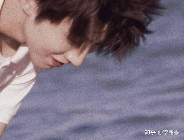 男生网名简短干净二个字(男生文艺网名简单点的，干净好听名字，小鲜肉专享版)