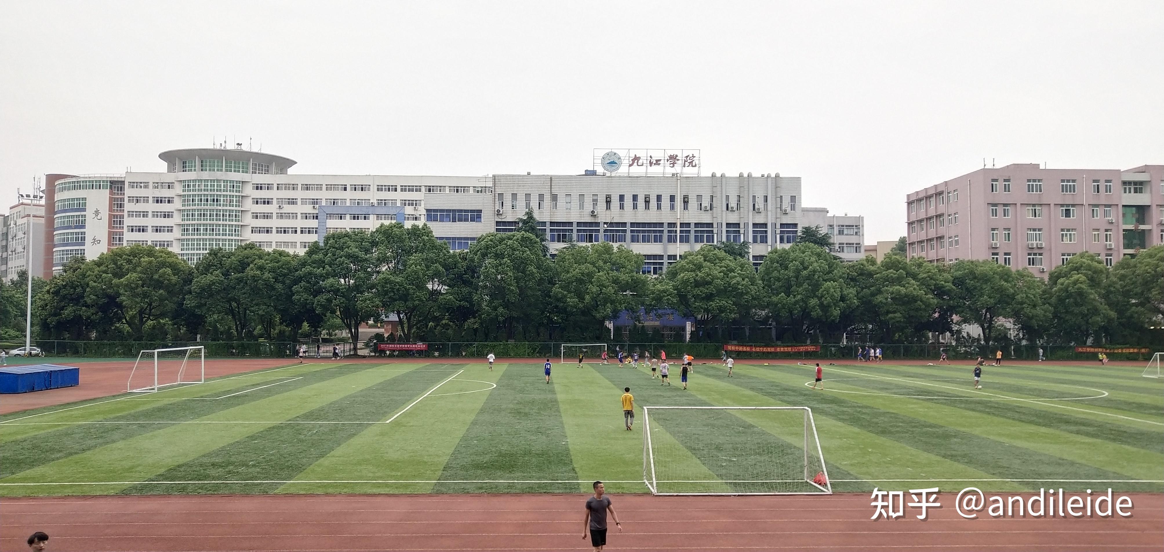 九江学院八里湖校区图片