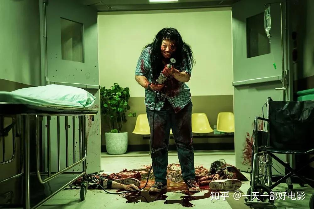 《哭悲》这部台湾新电影非常大胆,恶性,由于太过于血腥不推荐给胆小的