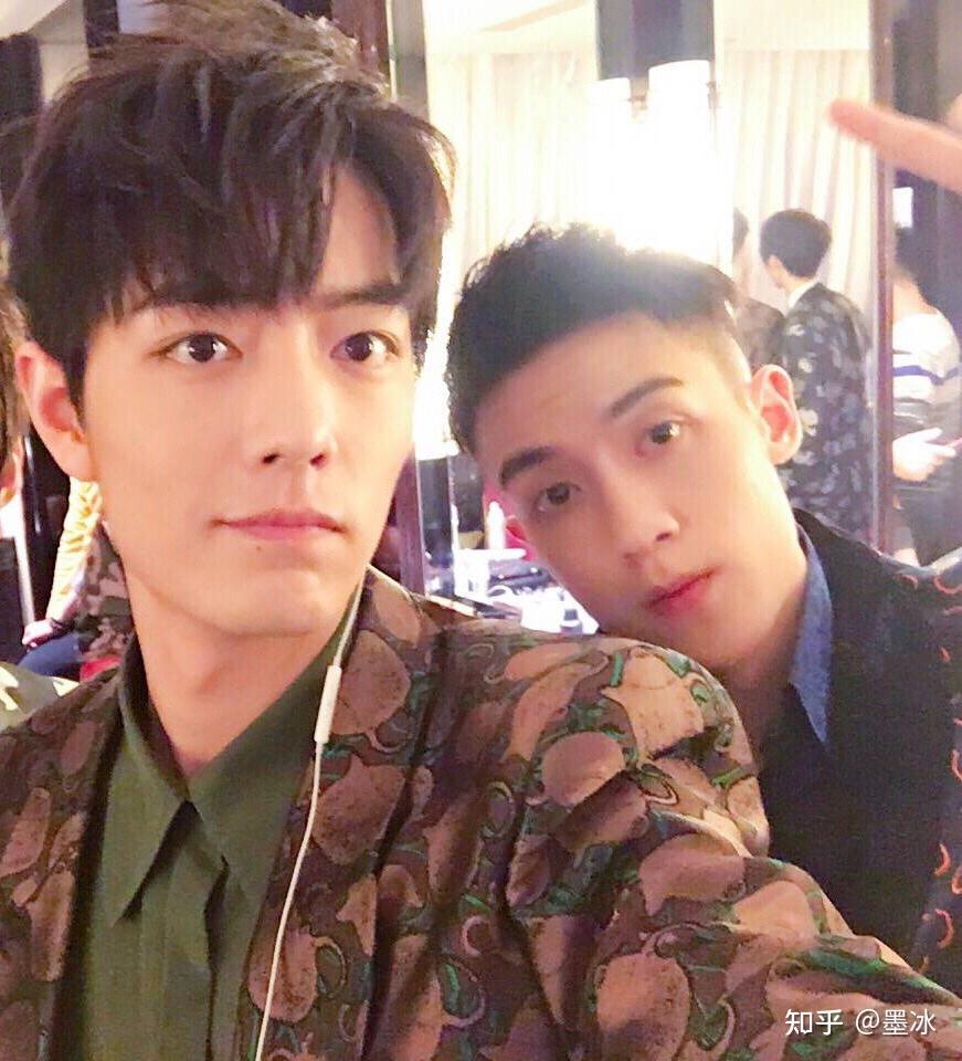 谷嘉诚聊天记录曝光前女友怒批他爱撒谎李现肖战也牵扯其中