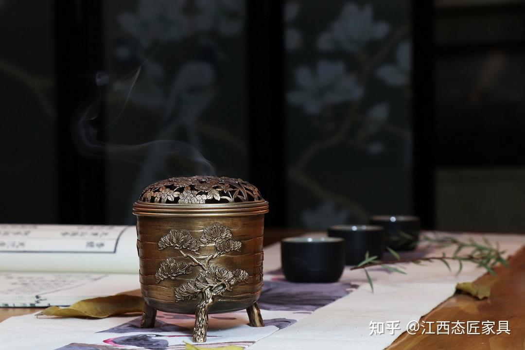 小雪焚香瀹茶守一室清香喝茶舒心正当时