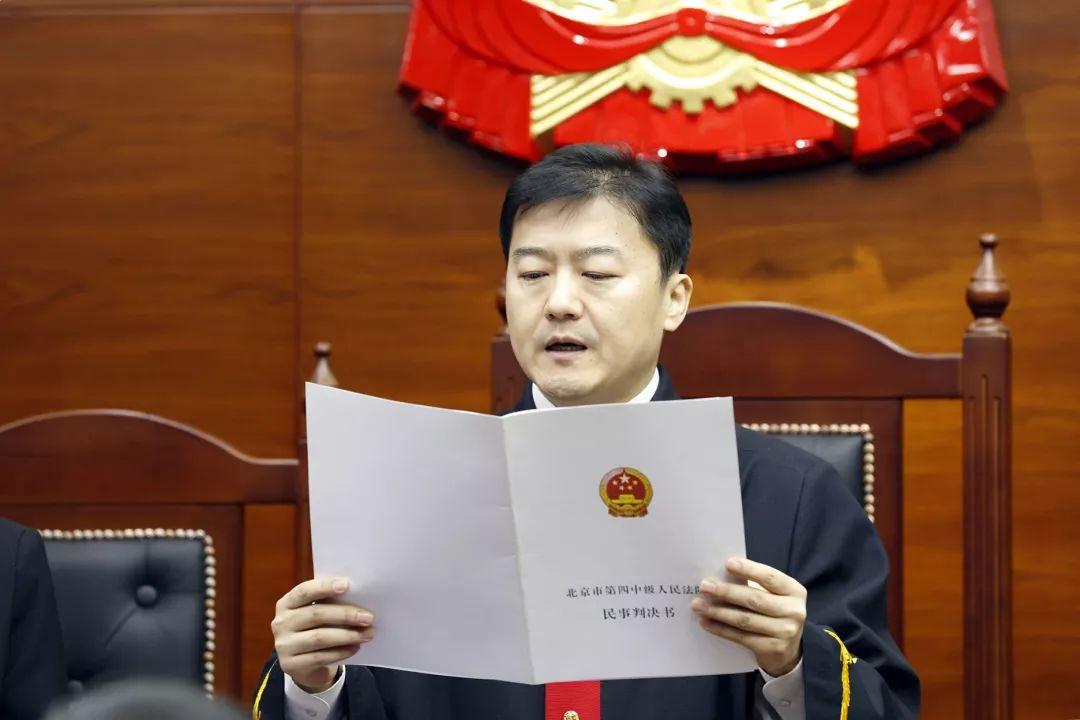 法院经审理认为,罗建平,卢称英的行为具有违法性,现已存在侵害不特定