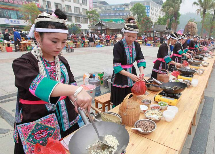 侗族咖啡三江坐妹油茶