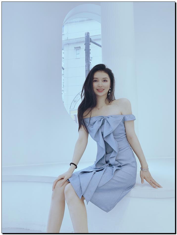 小冉的老友在外交途径上发文,宣告小冉因为在杭州某整形医院做吸脂