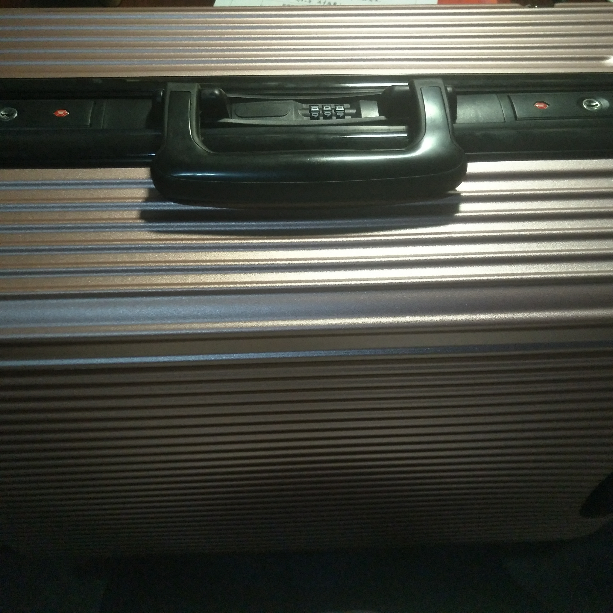 v2-af4a09e07afeb04396b932d42f0db6d3_r.jpg