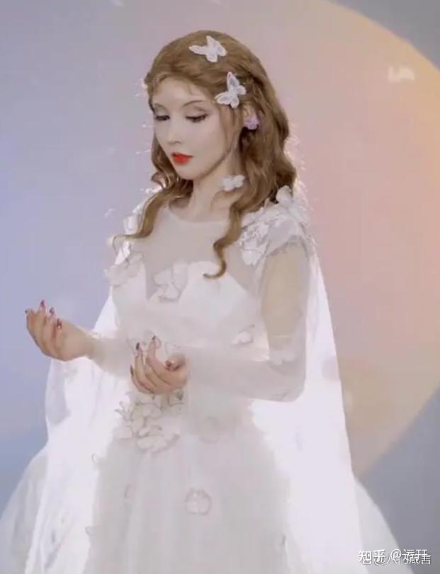 六年前,网络红人迪丽拉整容成"真人芭比",如今她是否后悔? - 知乎