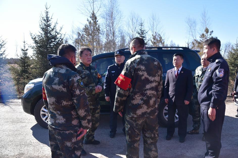 绥棱分局全力配合绥棱林业局有限公司打好清明节森防战役