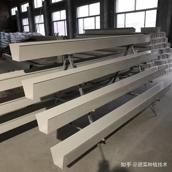 无土栽培高架草莓种植模式以及栽培技术 知乎