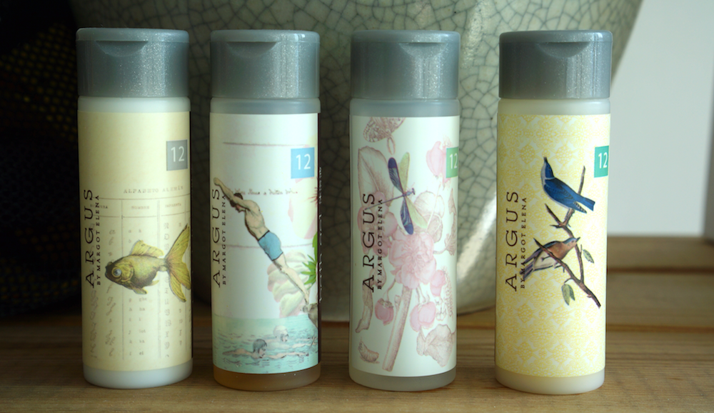 回到argus这套备品,有一点值得特别提出,洗发水和沐浴露的配方不一样!