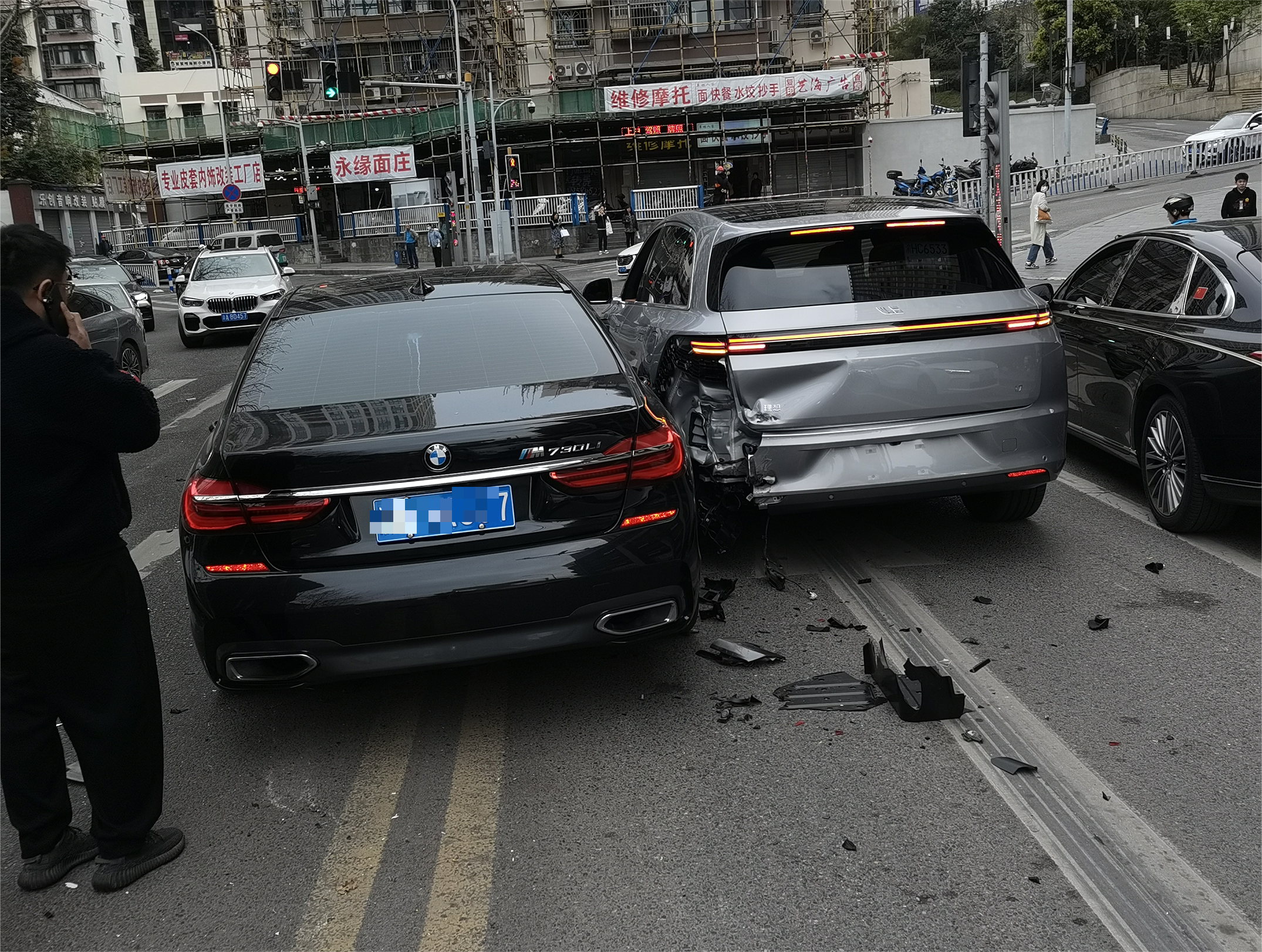 车被撞了对方全责怎么要车辆折旧费(车被撞了对方全责折旧费误工费怎么算)