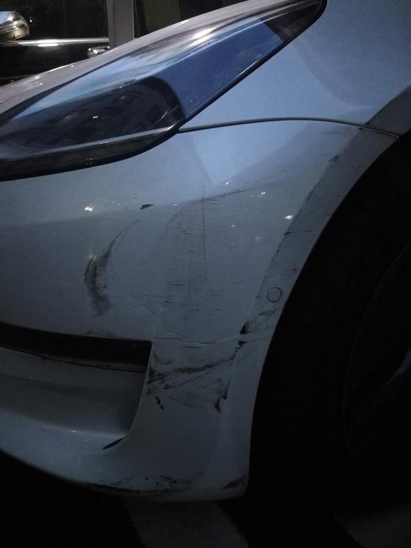 特斯拉车主卑微维权 Model3自动驾驶突然加速撞渣土车 知乎