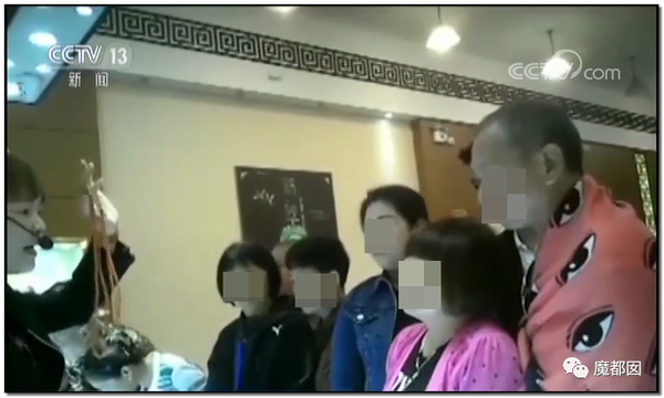 震怒全网!云南导游骂游客“你孩子没死就得购物”引发爆议!155 震怒全网!云南导游骂游客“你孩子没死就得购物”引发爆议!155