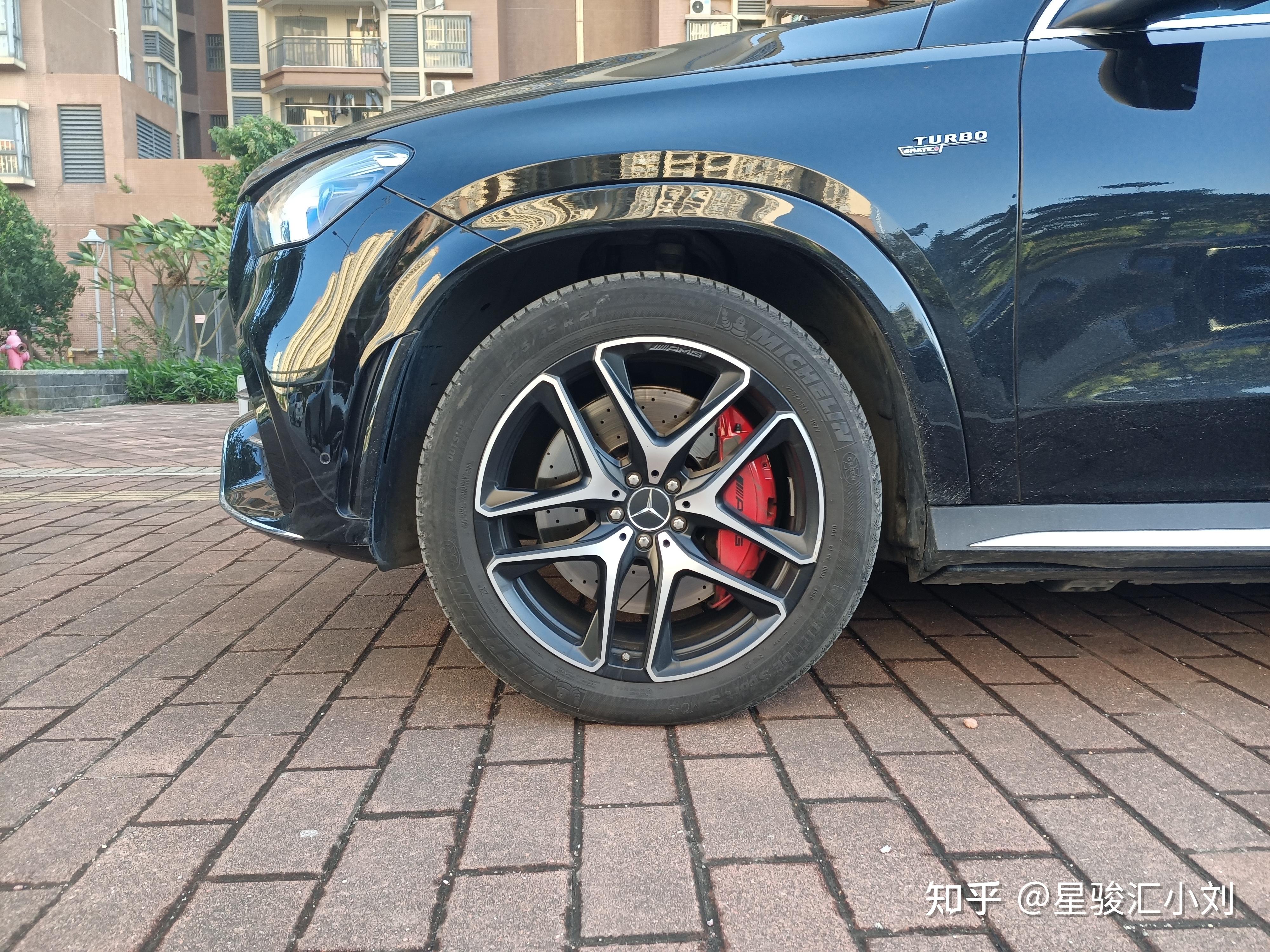 20款奔驰gle450升级碳纤维饰板改amg刹车卡钳案例效果分享