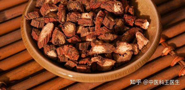 用一张调胃病方子,为患者告别痛风后,我终于明白:所谓的手术,终身服药,才是最无耻,最没良心的治病 知乎