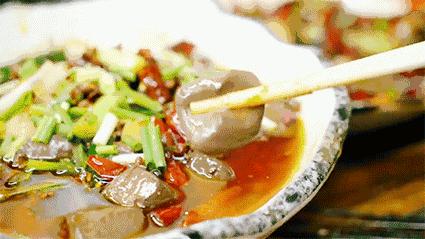 怎么做炒鸡血 v2-b0813dc28b97aff61df596d9efb54eff_b.jpg