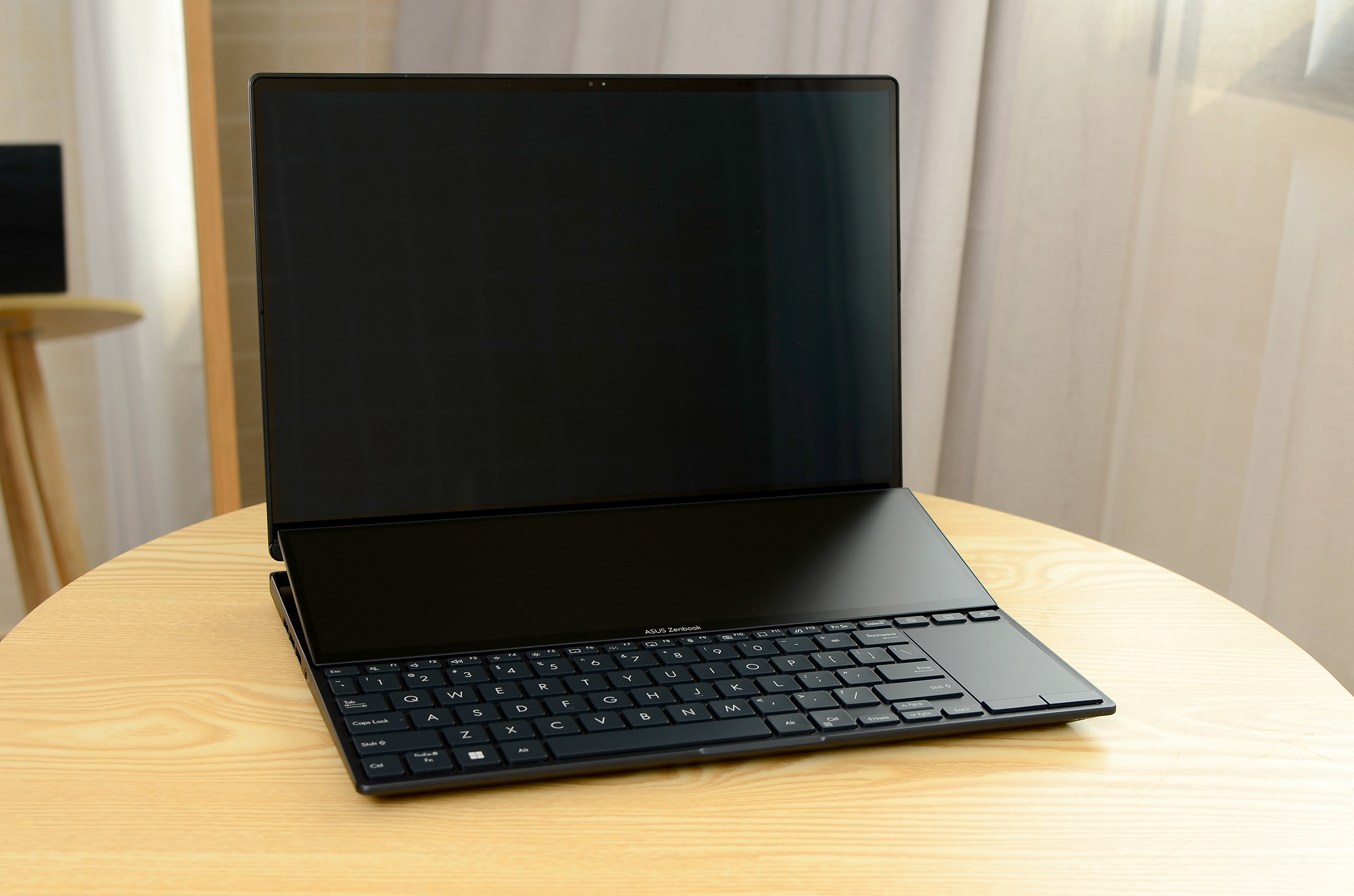 好屏为创作而生性能为效率而升华硕灵耀x双屏pro2022笔记本深度评测