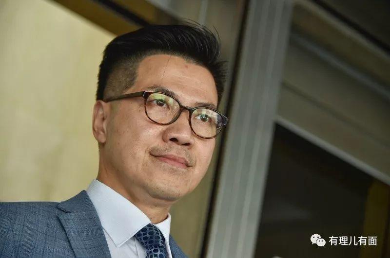 更多香港立法会议员被捕.