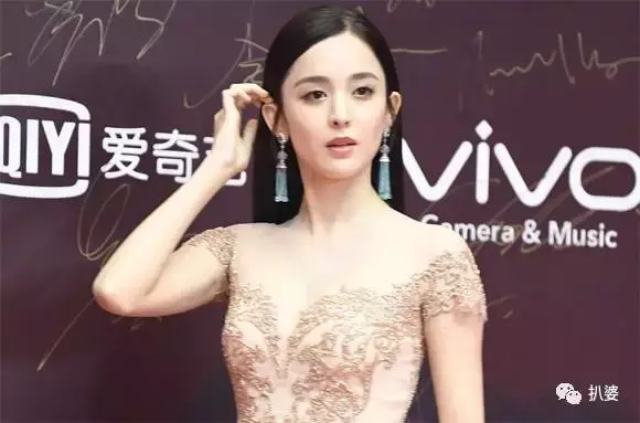 如何客观评价古力娜扎的长相? - 知乎