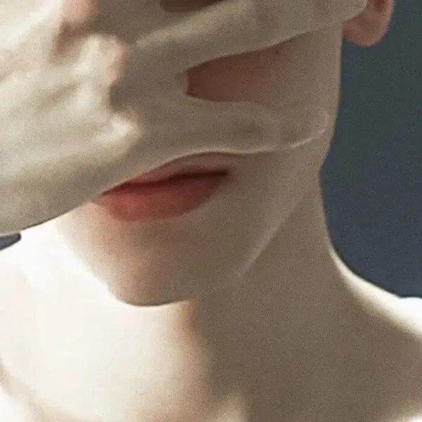 比较有意境的男生头像(共16张)