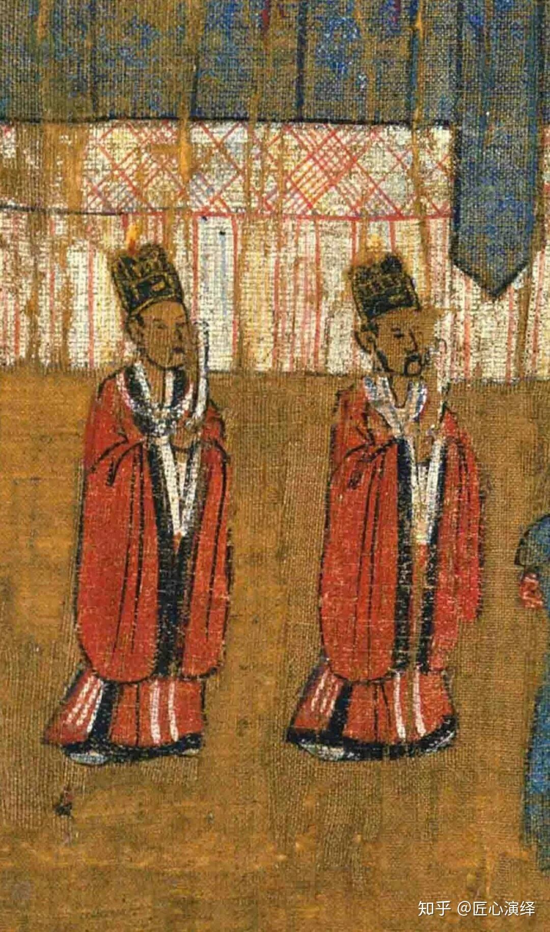 参考可见:▲ 剧中造型(左)vs《玉辂卤薄图》(右)吏部尚书,太子太傅卢