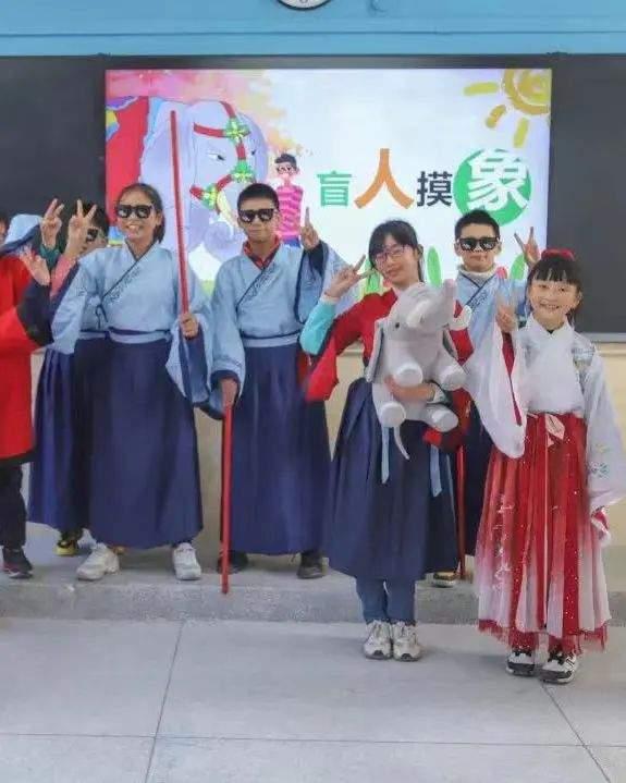 小组欢迎不同观点和经历