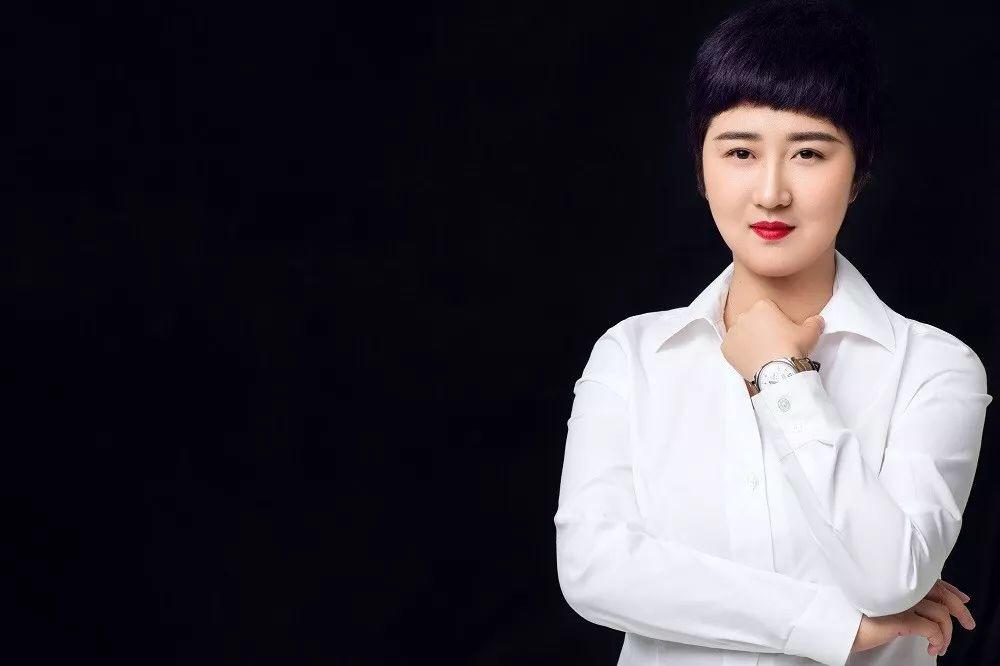 专访张语芯做一个底线高的内容制作者