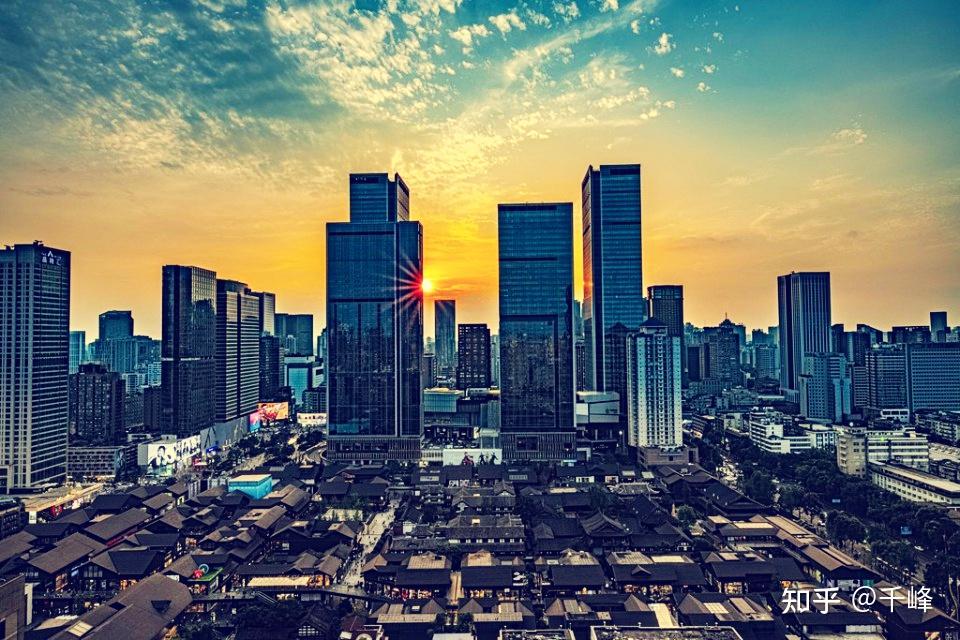 知乎经济(知乎经济博士是香港科技大学好还是北京大学好)