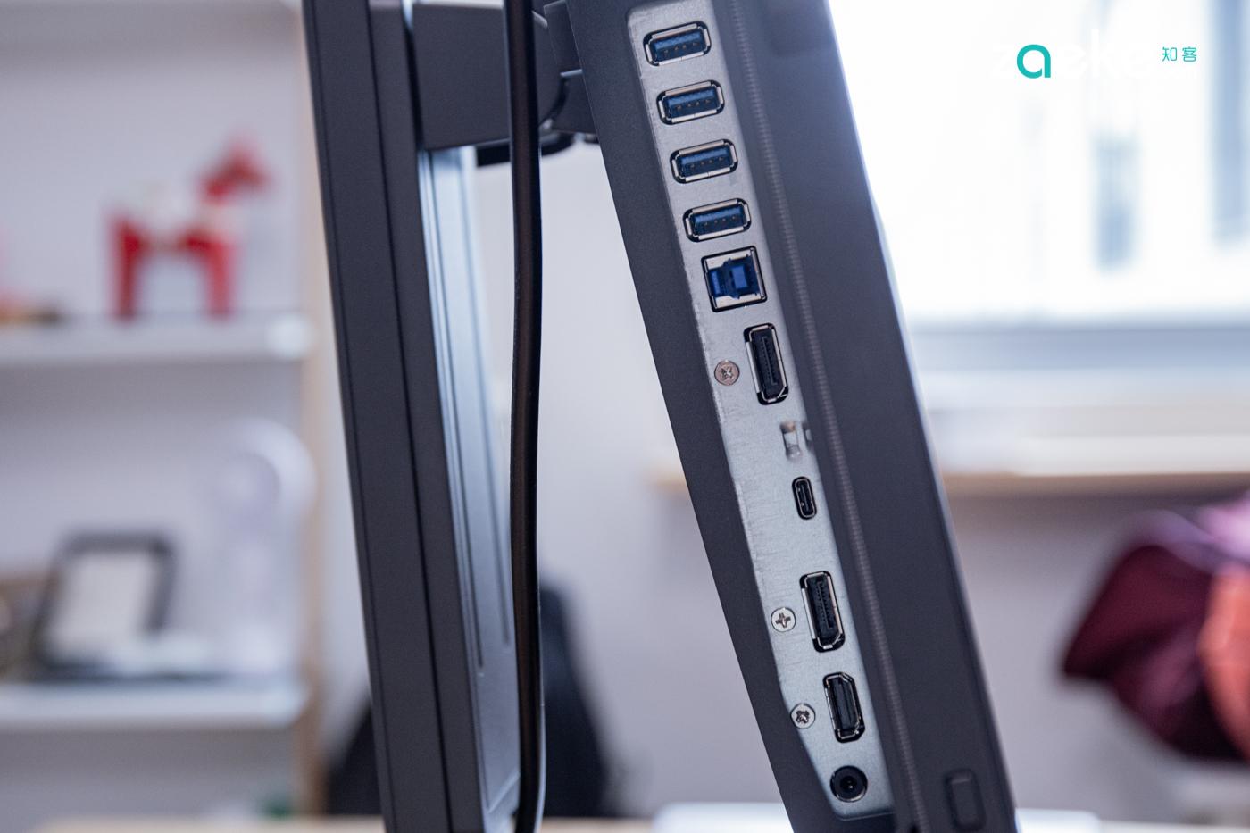 与笔电一线相连的明基pd2705q告别剪不断理还乱