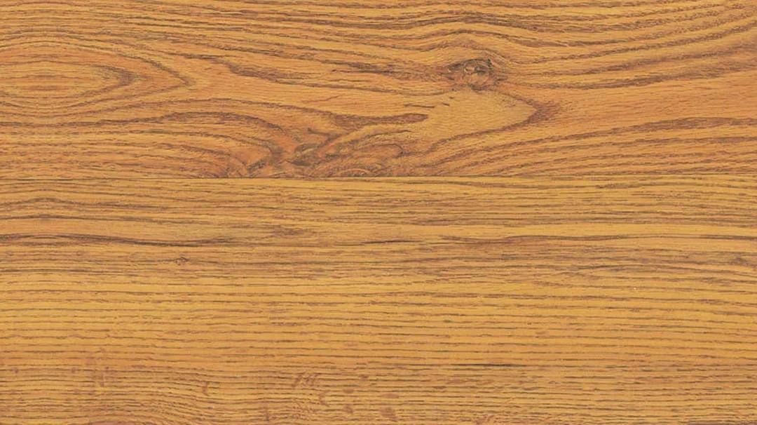 山毛榉科,呈黄褐至红褐的树心,生长轮明显,略成波状,质重且硬,纹理直