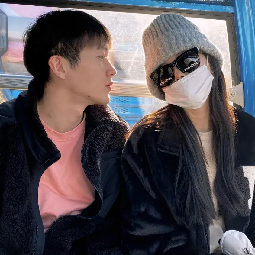 一些超级特别又好看的情侣头像,共190张-最好看的情侣头像动漫一人一半