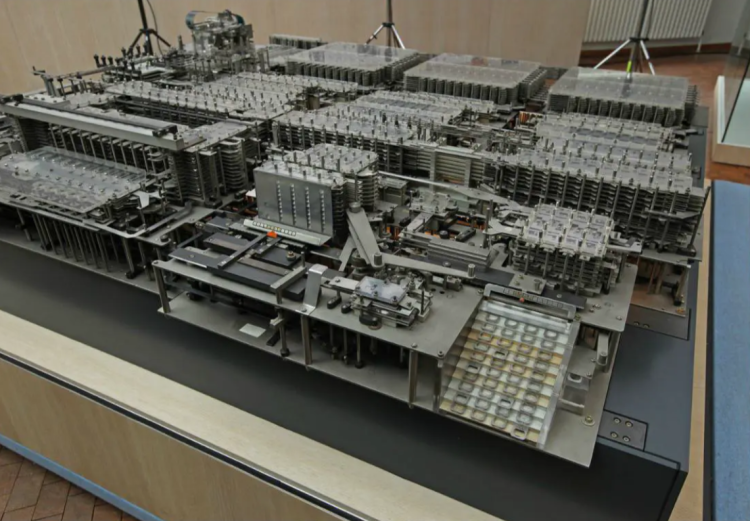 计算机简史：所有这些时刻，终将流失在时光中，一如眼泪消失在雨里 - 知乎