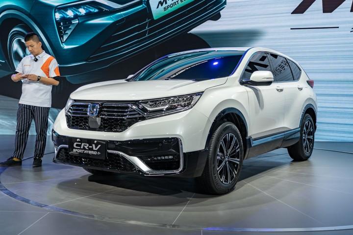 本田国内首款插电混动产品实拍本田crv锐61混动e