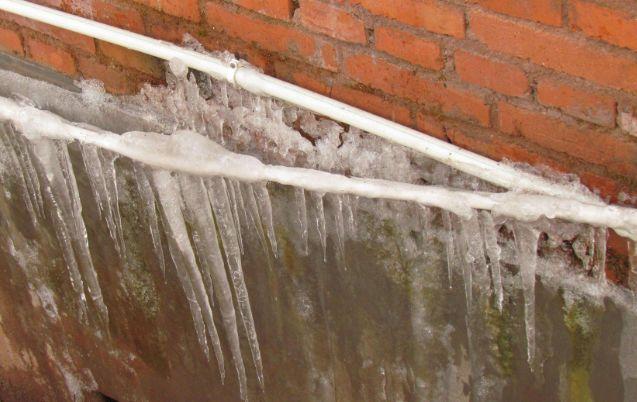 零下30度室外水管防冻图片