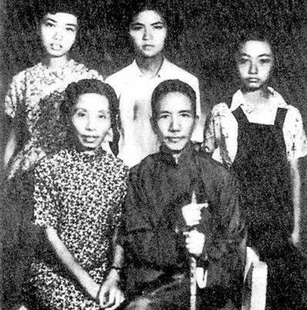 同年七月,经清廷重臣荣禄举荐,陈宝箴升为湖南巡抚.