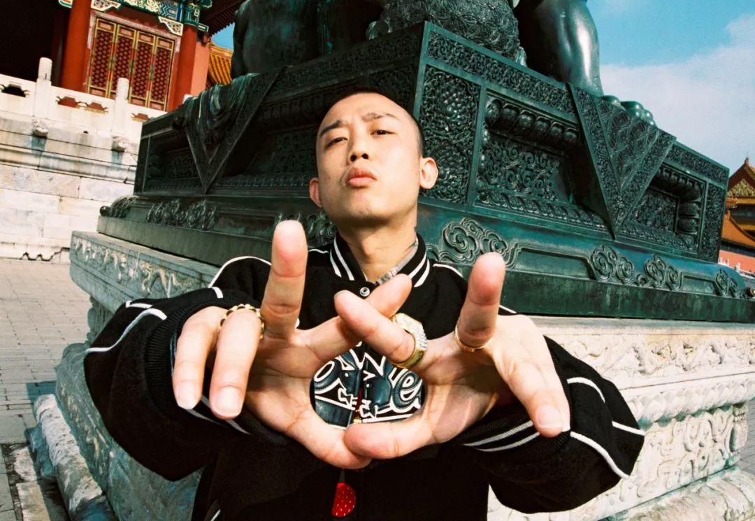 吝啬的财神只眷顾hustlehard的人