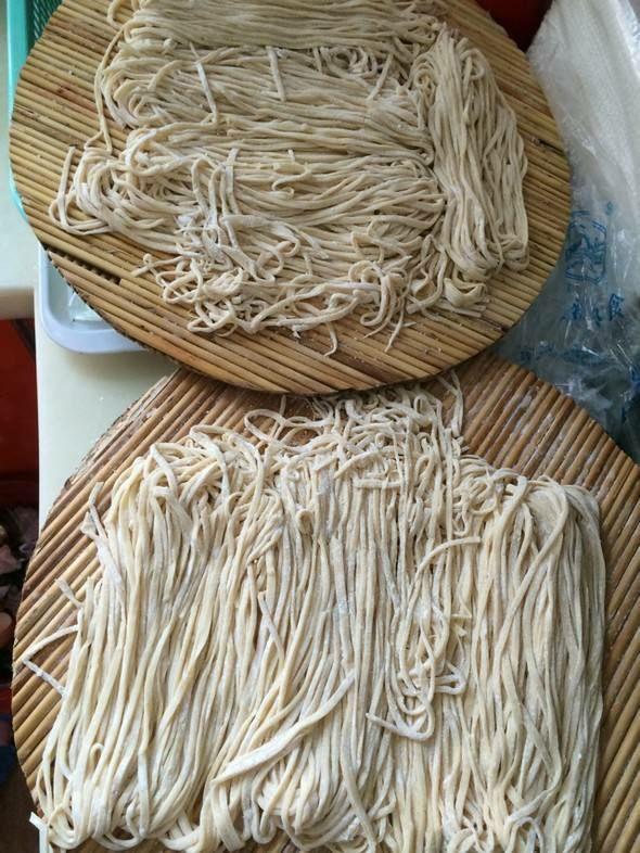 妈妈的手擀面白传英