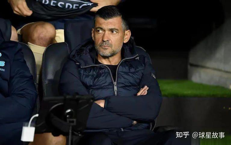 此外,还有报道提到保罗-丰塞卡也是ac米兰考虑的人选之一,但伊布和